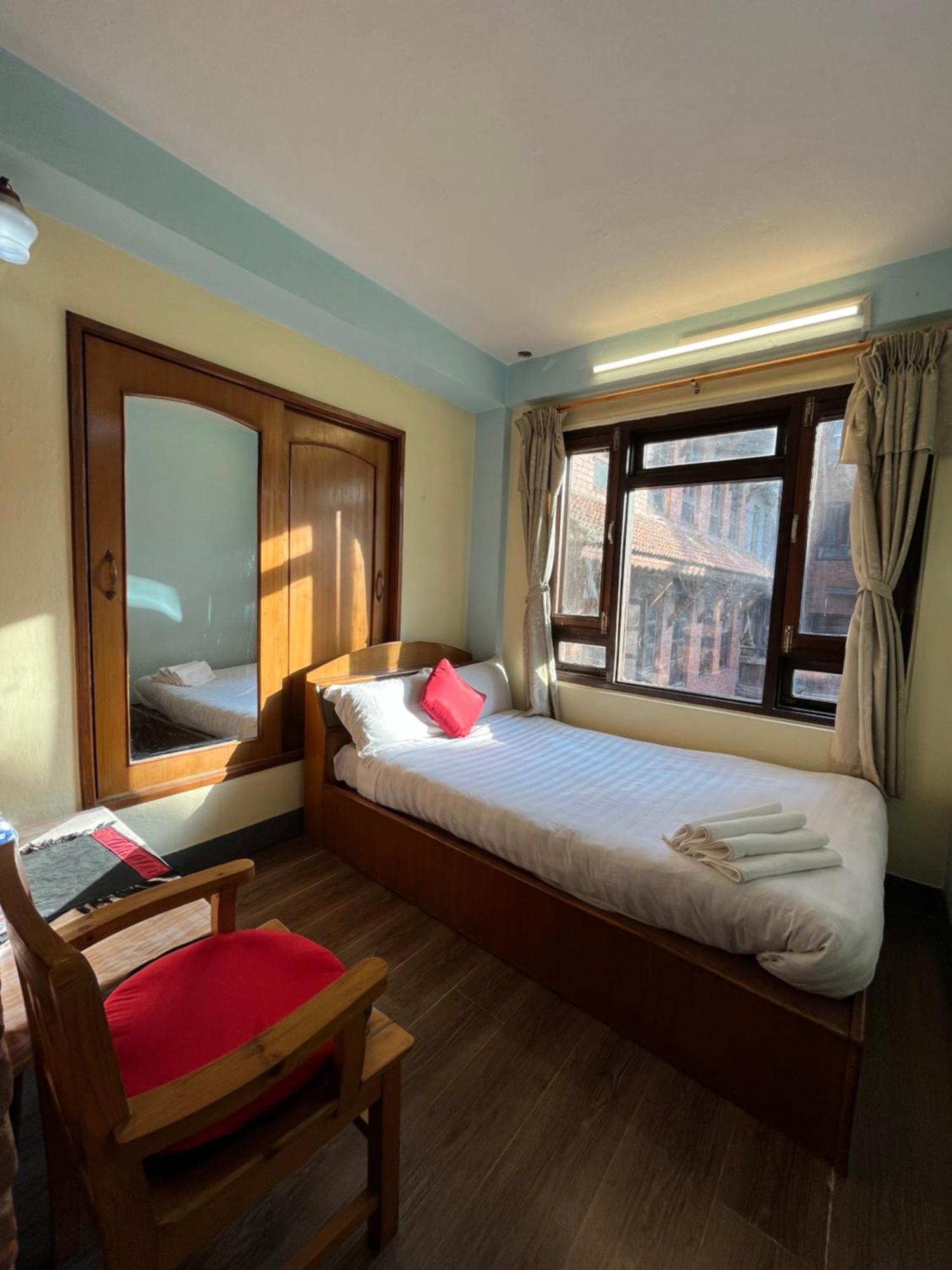 Golden Gate Guest House Bhaktapur Ngoại thất bức ảnh