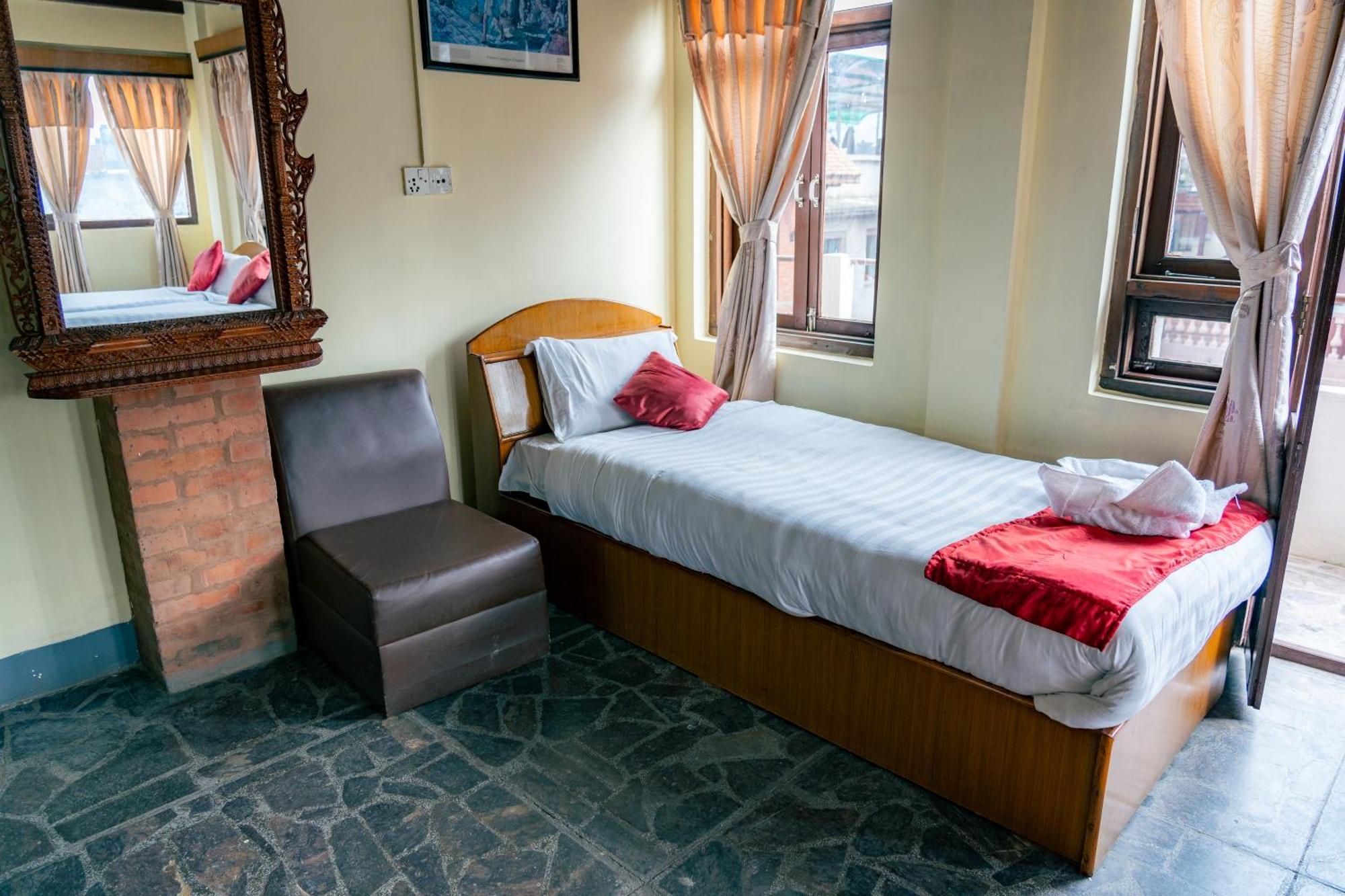 Golden Gate Guest House Bhaktapur Ngoại thất bức ảnh