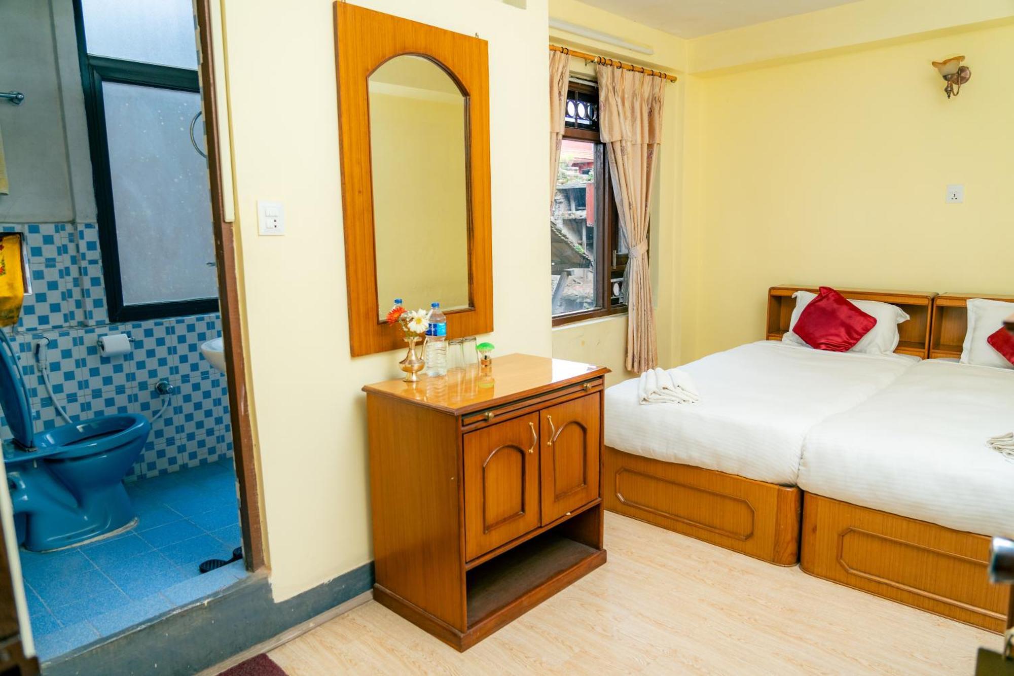 Golden Gate Guest House Bhaktapur Ngoại thất bức ảnh